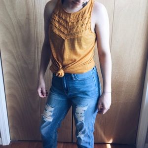 adorable orange tank top!